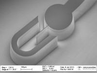 Micro structure made of SU-8